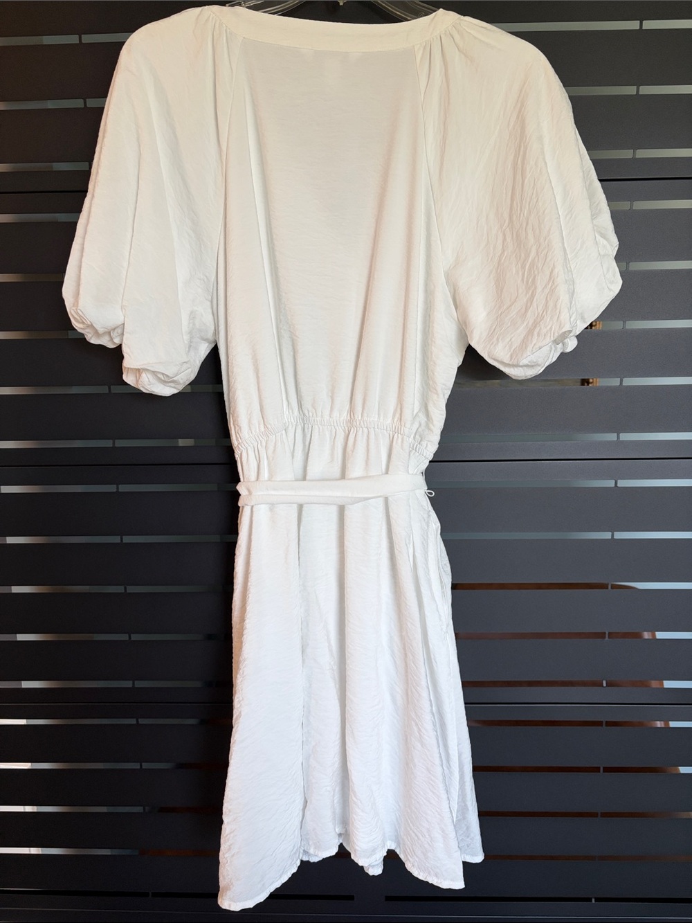Nine West Cream V-Neck Button Front Tie-Waist Dress with Puff Sleeves - Picture 5 of 6
